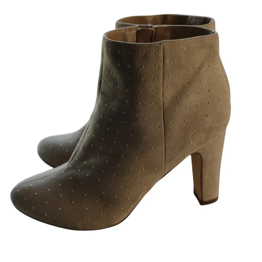Fergalicious Parade Taupe Tan Faux Suede Studded Ankle Boots Block Heel Size 11M